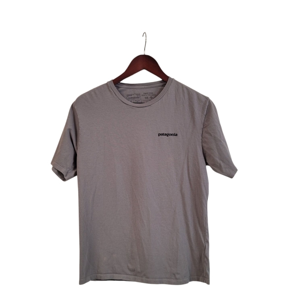 Patagonia Women's Gray Graphic Logo T-Shirt Size Medium Double Sided